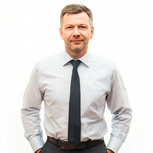Eine moderne Fan-Coil-Einheit, die Energieeffizienz für 2025 betont.