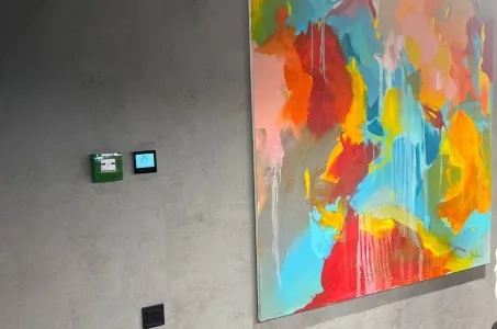 Ausstellungshalle mit Mycond Thermostat